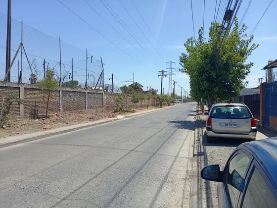 Vendo Propiedad Comercial Sector Oriente 300/324 M2