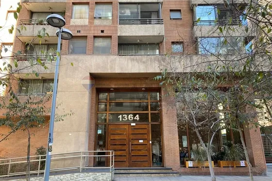 Vive En Edificio Plaza Centro Ii Metro Santa Ana!