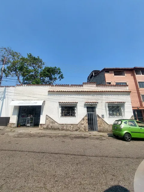 Casa En Venta Barrio Obrero, Carrera 19 A Pie De Calle