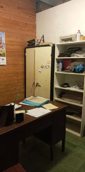 Venta Galpón Banfield Con Cochera