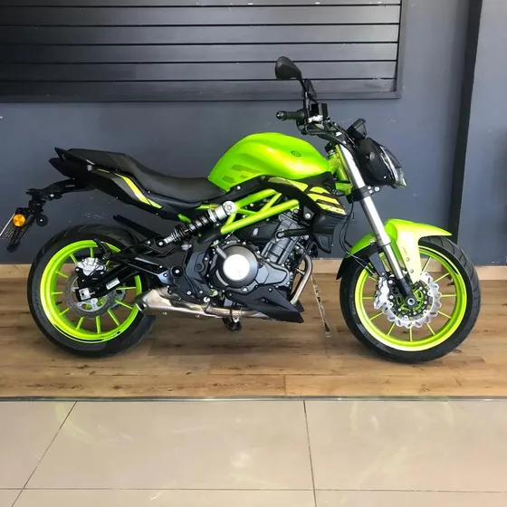 Benelli 302s Abs Usada 2023 No Cfmoto No Cb300 - Qj 