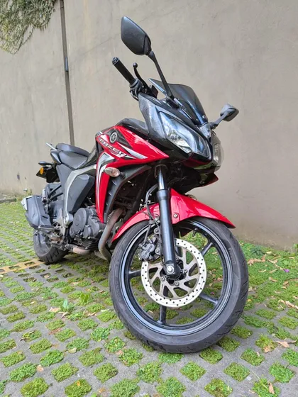 Yamaha Fz Fi 2016 1ra Mano 35.000 Km  Pirelli Diablo Rosso 2