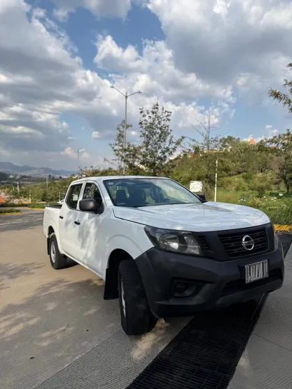 Nissan Np300 Doble Cabina 2.5 S Mt