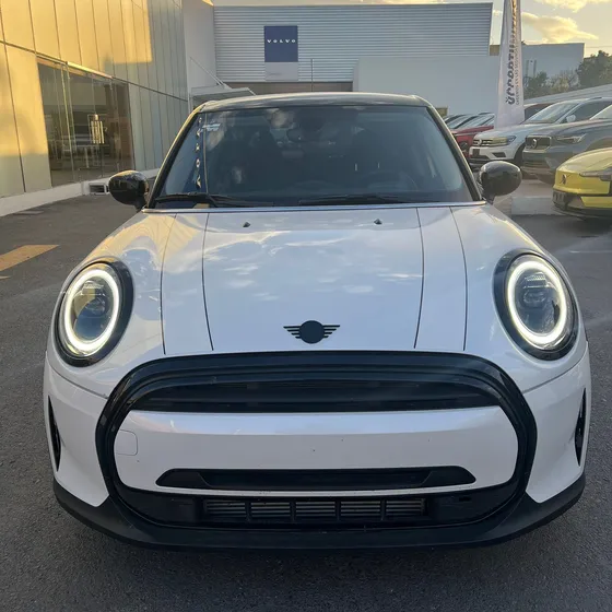 Mini Cooper 1.5 C At 5p