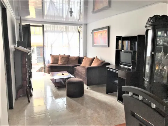 Venta De Casa Con Renta En Villamaría 