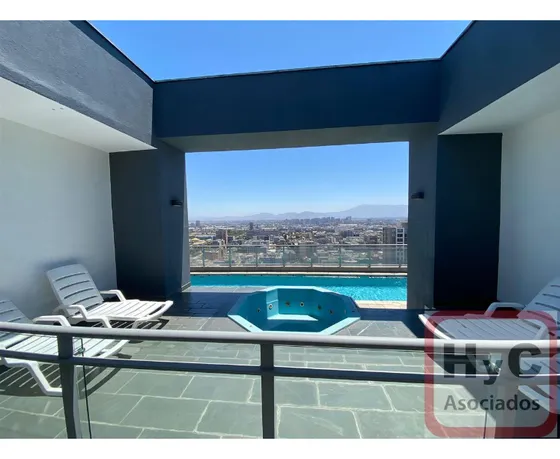Amplio Departamento En Venta De 2 Dorm. En Santiago