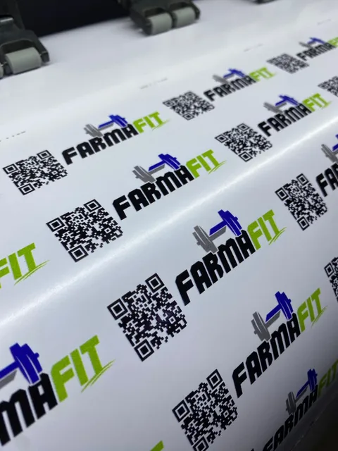 Etiquetas Calcomanías Stickers Autoadhesivas Con Corte 