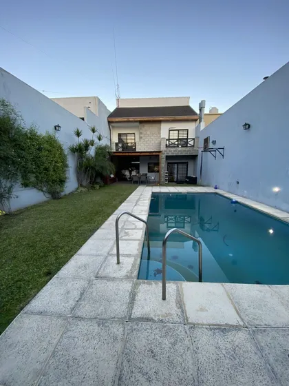 Venta, Casa, Quinta Galli, Piscina, Quincho Y Calef Central