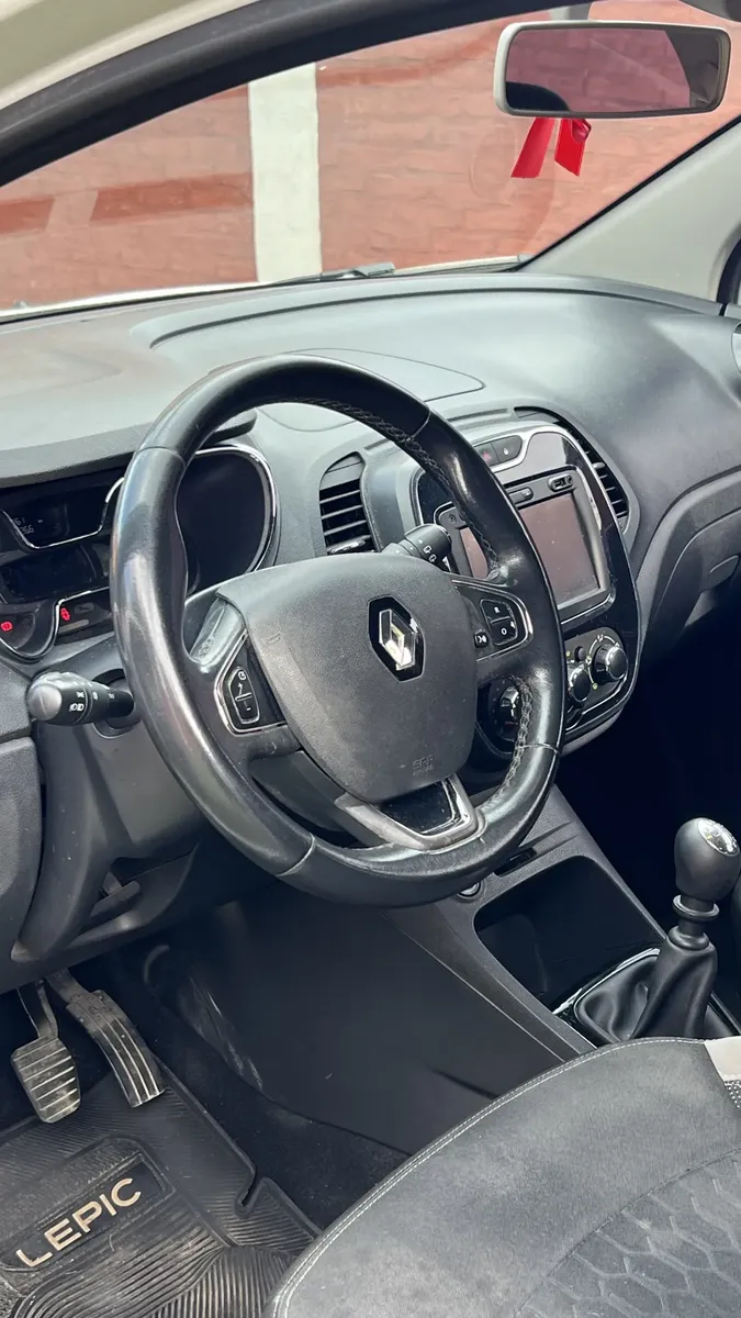 Renault Captur 2.0 Zen518103745871237127