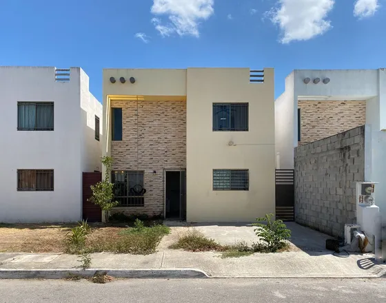 Casa Amueblada En Renta/venta En Las Americas Ii