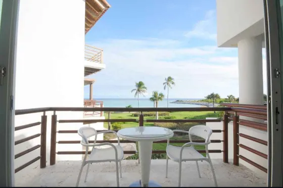Apartamento En Punta Palmera De 2 Habitaciones Frente Al Mar