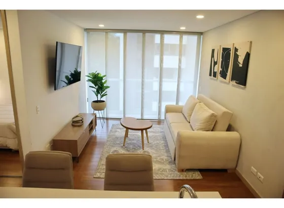 Arriendo Apartamento Amoblado  En El Poblado Cerca Al Club  Campestre