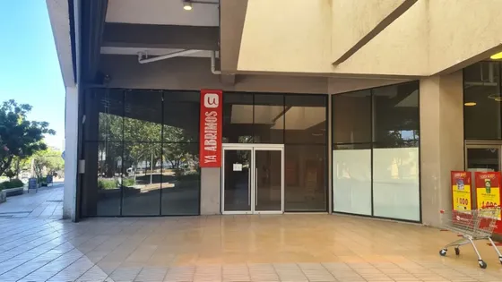 Local Comercial Junto A Unimarc Av Perú Recoleta