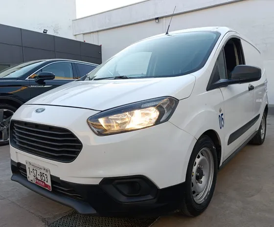 Ford Transit Courier