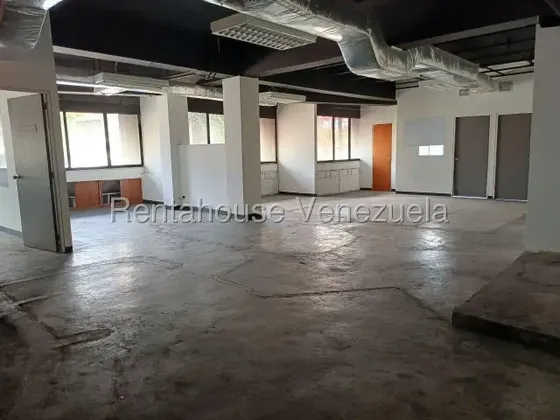 Local En Alquiler Las Mercedes Es26-8081