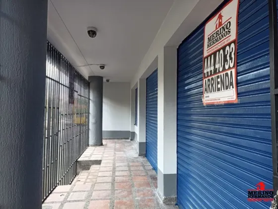 Local En Arriendo En America. Cod A576
