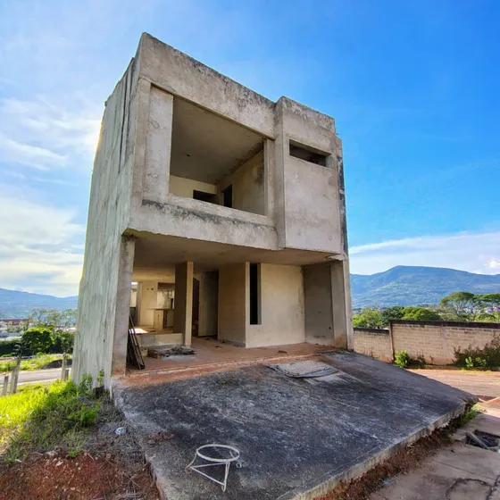 Casa En Venta En Obra Gris Estancia Norte La Castellana /im
