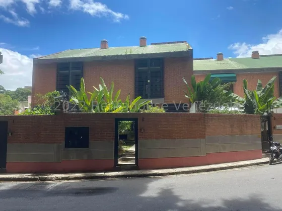 Se Vende Casa En Colinas De Bello Monte Mls #24-26053