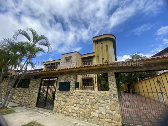Apartamento En Alquiler Colinas De Los Ruices Mls#24-13328