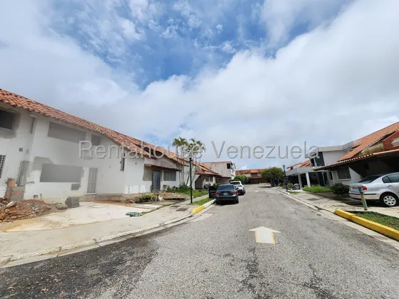 Casa En Venta Zona Este La Rosaleda Barquisimeto Jrh