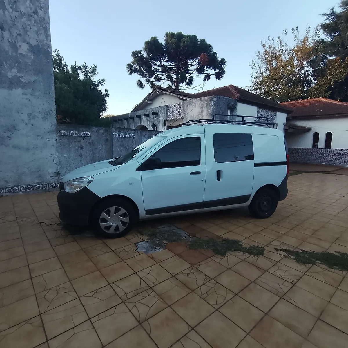 Renault Kangoo465810818178764801