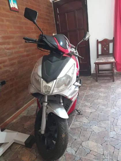 Scouter Motomel