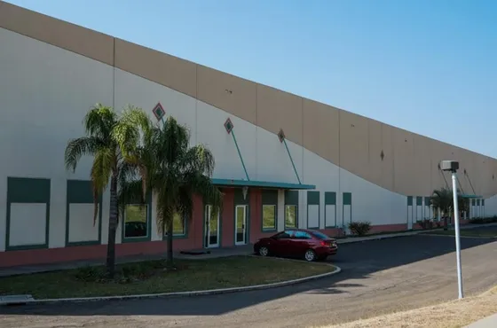 Bodega / Nave Industrial En Renta En Silao - Silao