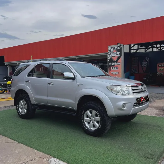 Toyota Fortuner 4x4 4.0
