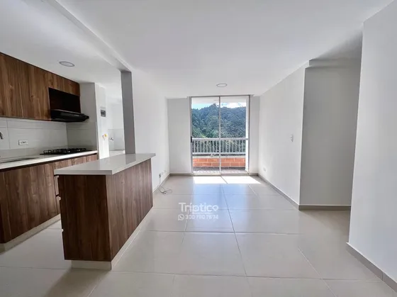 Vendo Apartamento Con Vista A Verde En La Loma De San José, Sabaneta