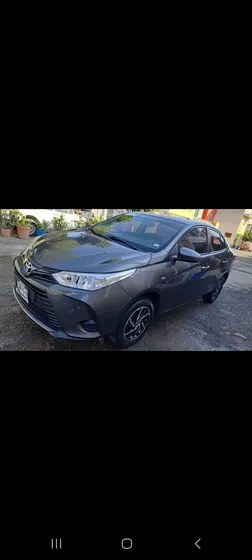 Toyota Yaris 1.5 Core Sedan Mt