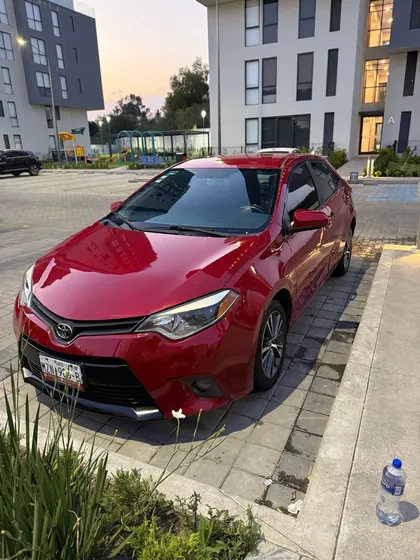 Toyota Corolla 1.8 Le At