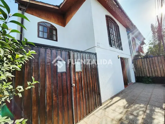 Venta Casa Quilicura 103 Mt2 3d 2b Metro Plaza De Quilicura