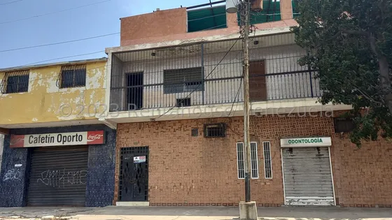 Venta De Edificio 3 Plantas Ubicado En La Av Rafael Gonzalez