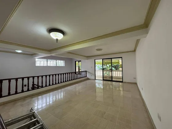 Alquilo Casa En Los Cacicazgos