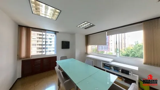 Oficina En Arriendo En El Poblado. Cod A5335