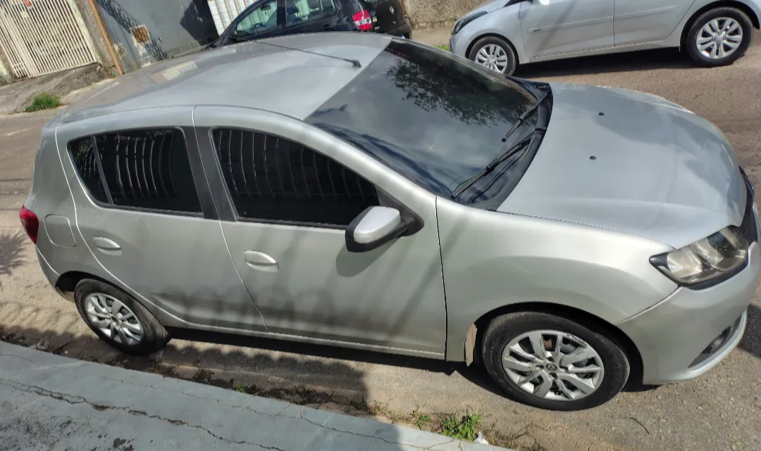 Renault Sandero 2016 1.6 Expression Hi-power 5p — foto 4