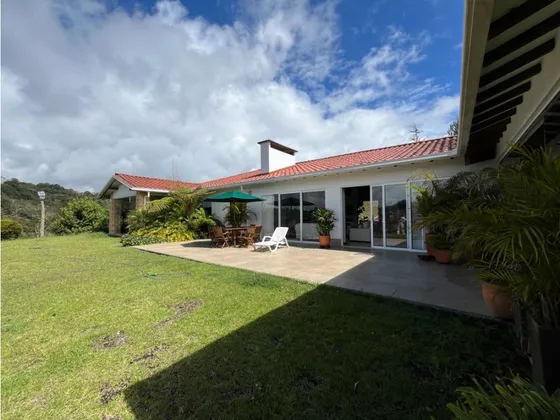 Casa Amoblada En Arriendo En El Retiro Sector Pantanillo
