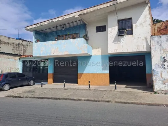  Oportunidad De Adquirir Esta Casa Dúplex Con Fines Residencial Y Comercial , Ubicada En El Centro De Turmero 24-29017 Gjg