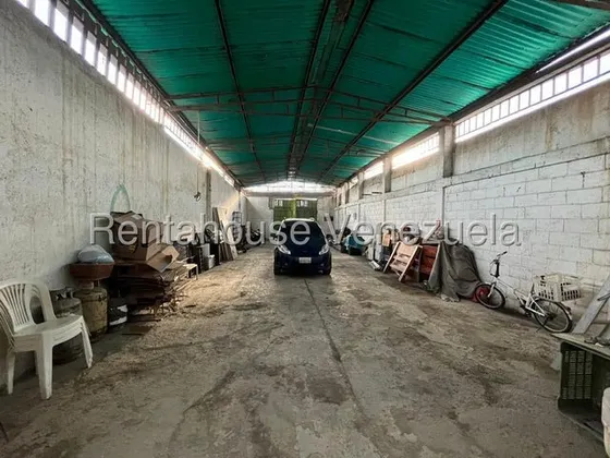 Estefani Salon Vende Galpón En Zona Oeste De Barquisimeto-lara-25-8251/
