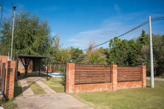 Casa En Venta Con Pileta En Andino 