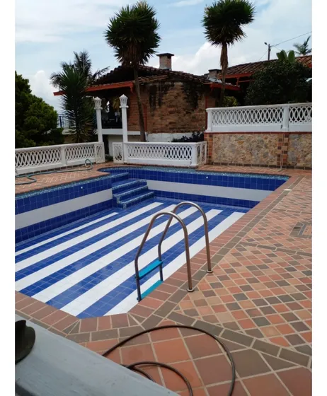   Vendo   Finca Recreativa Con Piscina En San Antonio De Prado  