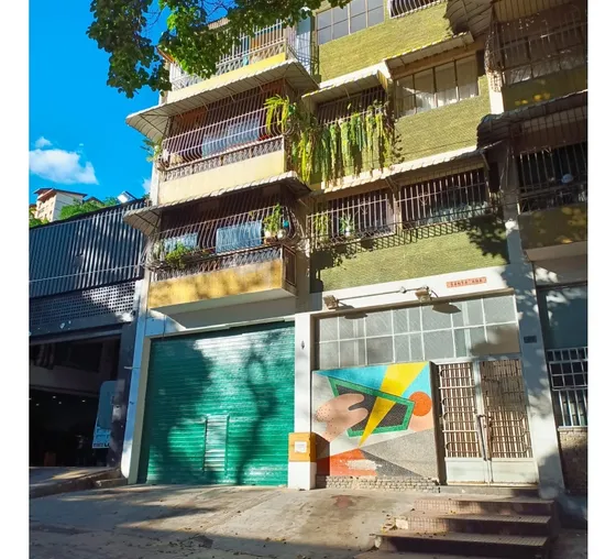 Local Comercial En Venta En Las Acacias Caracas