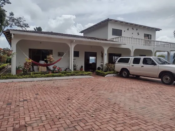 Venta O Permuta De Casa Campestre En Condominio Miralomas De Holanda, La Mesa Cundinamarca