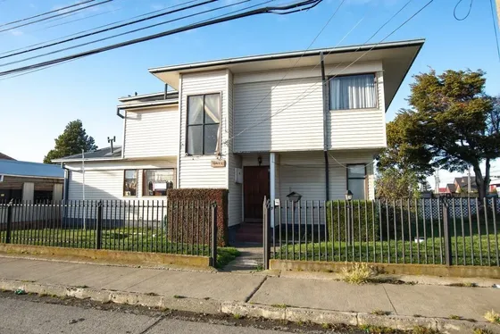 Hermosa Casa En Venta, Punta Arenas
