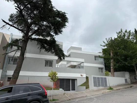 Venta Dpto Duplex En Carlos Paz  Complejo Cerrado 