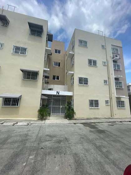 Venta De Apartamento En La Jacobo Majluta. Bien Proximo A Colina Centro.
