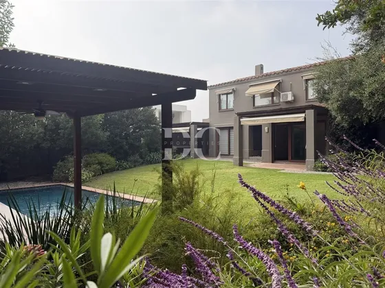Casa En Arriendo 4 Dorm Club De Golf Piedra Roja Chicureo