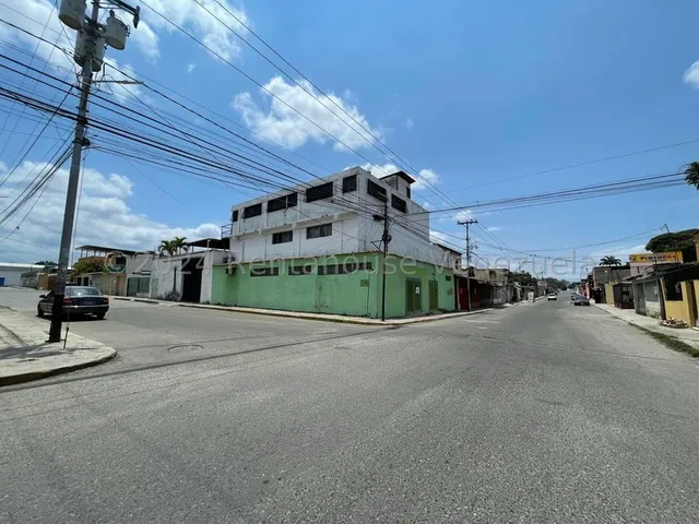 Alquiler Fabulosa Casa Con Gran Potencial Comercial,ubicada Al Centro De Barquisimeto Gabriela C