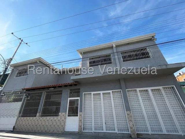 Casa Con Apartamento Y Local En Venta Palo Negro Zona Centro 25-10336 Apd