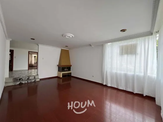 Casa En Pasadena. 6 Habitaciones, 274 M², Id: 141745